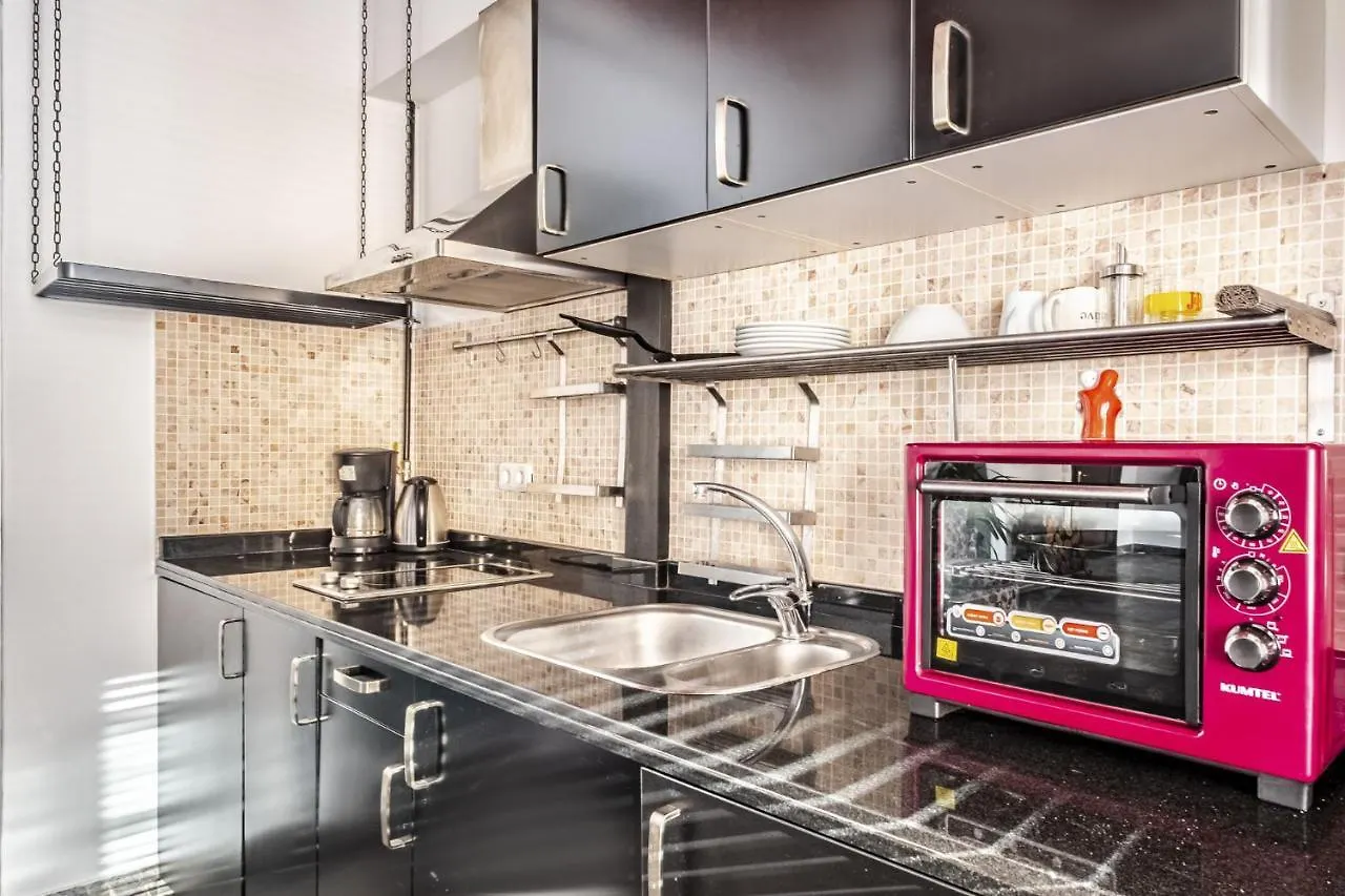 Ferienwohnung Authentic Flat With Excellent Location In Beyoglu Istanbul