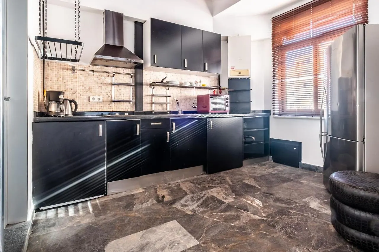 Ferienwohnung Authentic Flat With Excellent Location In Beyoglu Istanbul Apartment